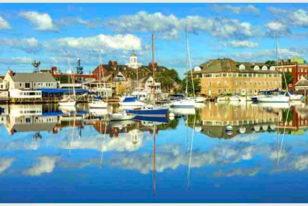 Charming Cottage Historic Falmouth Cape Cod Near Beach And Downtown 2Br 1Bath Deck מראה חיצוני תמונה